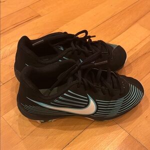 Nike Kids Black and Teal Softball Cleats
